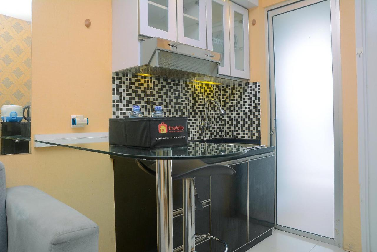 Bassura 2br With Minimalist Design Near Shopping Mall By Travelio Appartement *